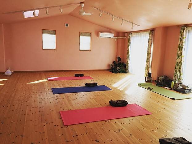 cacoli yoga (チャコリヨガ)スタジオ風景