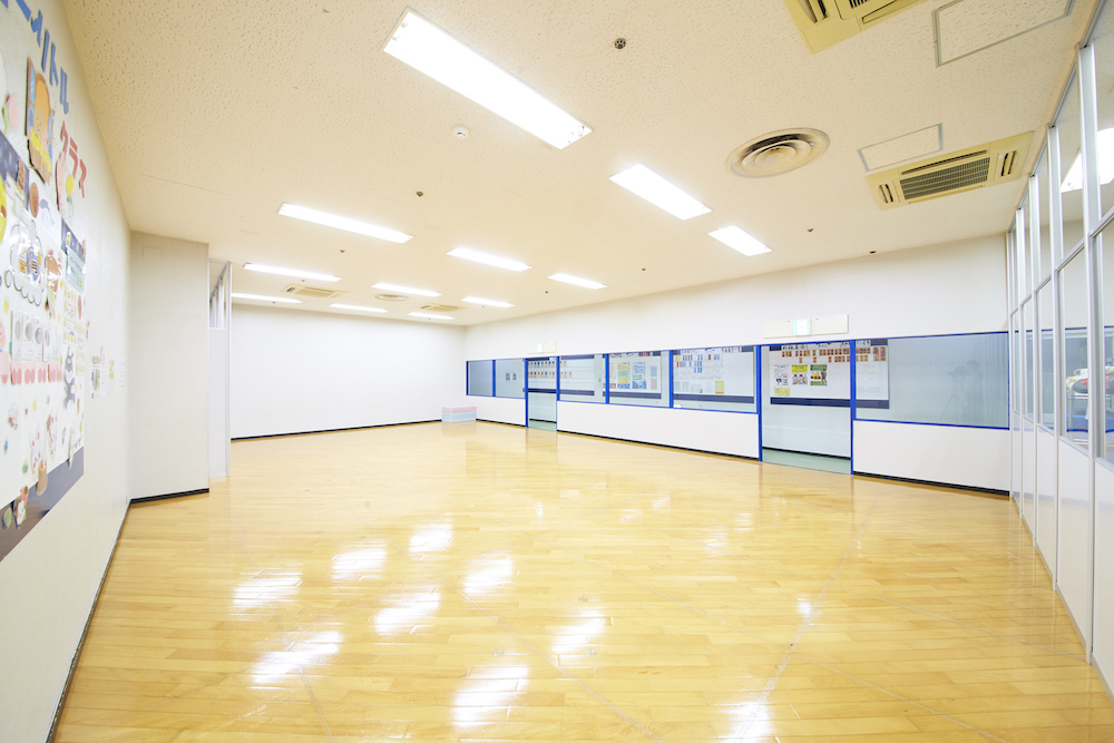 岸和田イトマンスポーツクラブのスタジオ風景