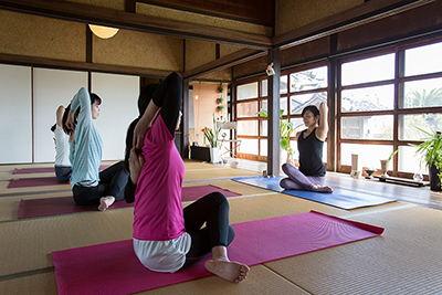yoga room(ヨガルーム) 華のレッスン風景