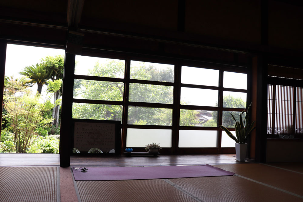 yoga room(ヨガルーム) 華のスタジオ風景
