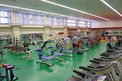 大蔵第二運動場トレーニングルームのジム風景