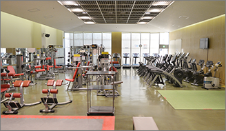 上井草スポーツセンター トレーニングルームの館内風景